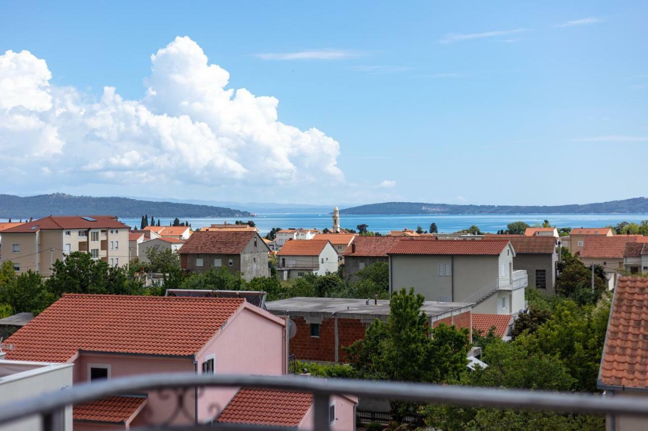 Villa Apartments Kordic Kaštela Exterior foto