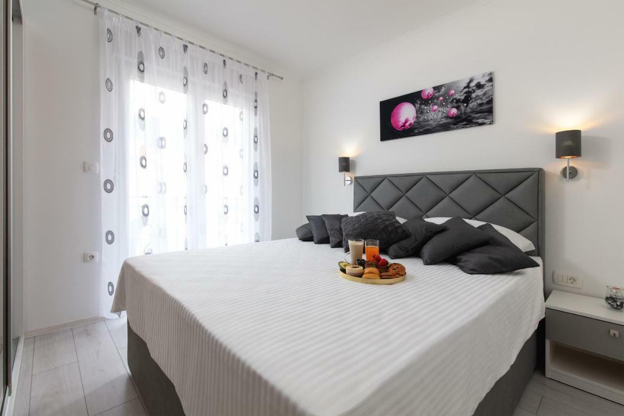 Villa Apartments Kordic Kaštela Exterior foto